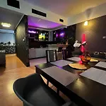 Market Square Tectumapartments לינה וארוחת בוקר ורוצלב