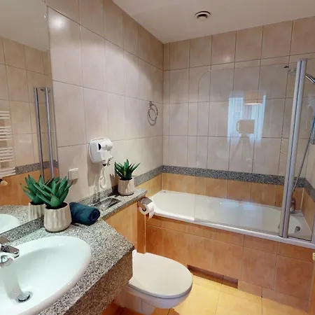 Market Square Tectumapartments 4*